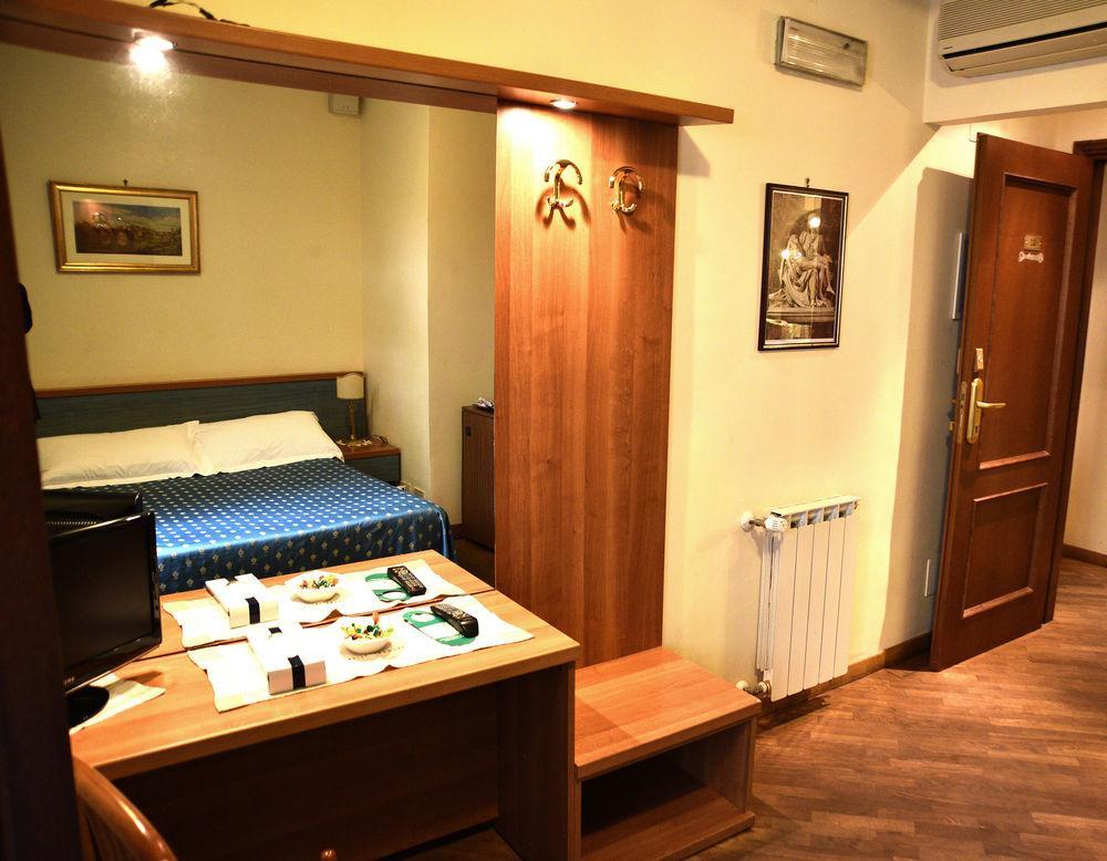 Apartment Palazzo Donarelli Rom